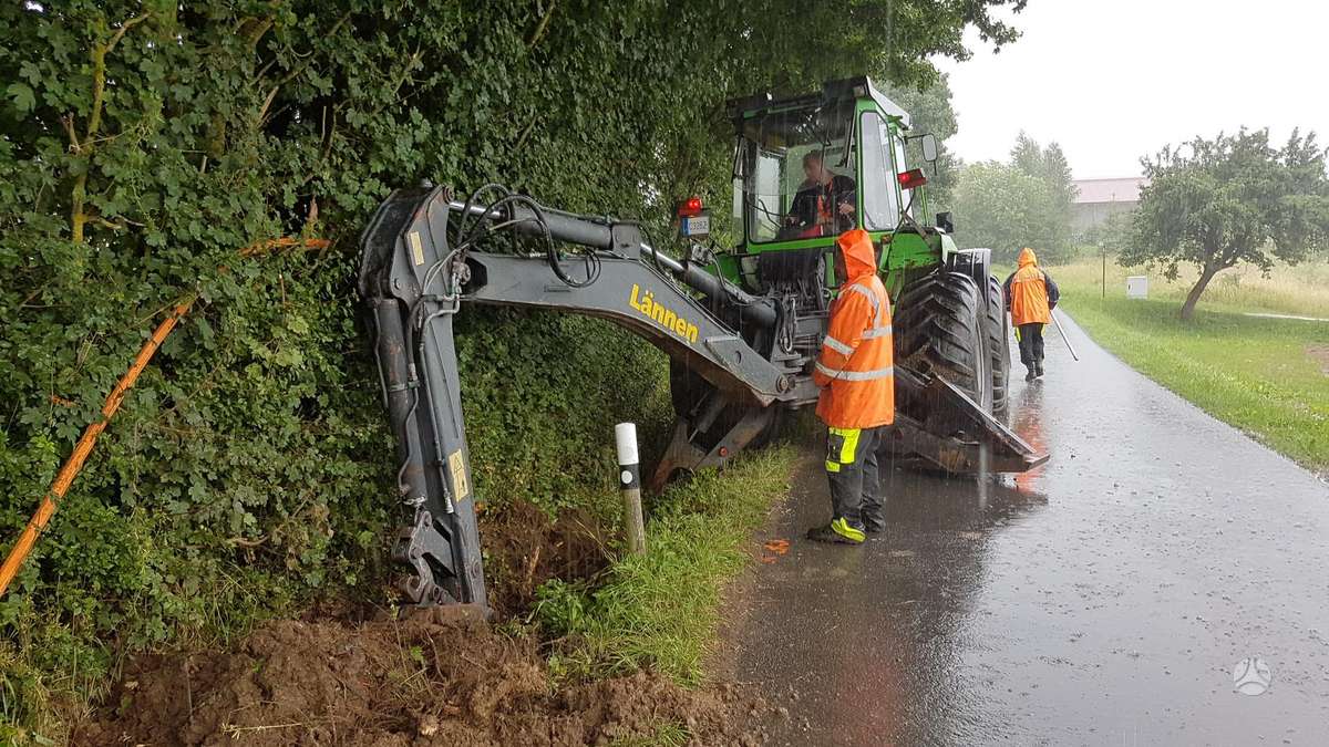 -Kita- LANNEN 740S, excavator loader