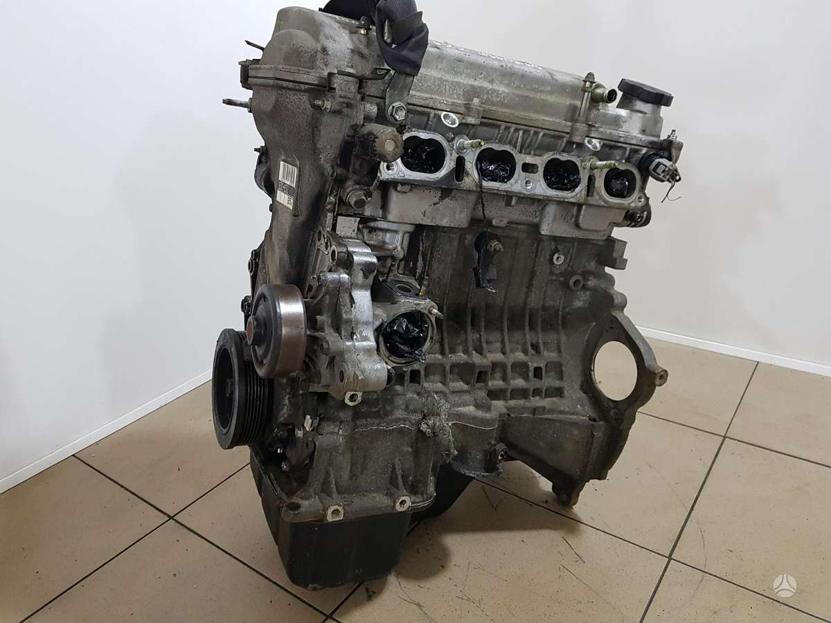 Toyota Avensis Variklio kodas 3zz