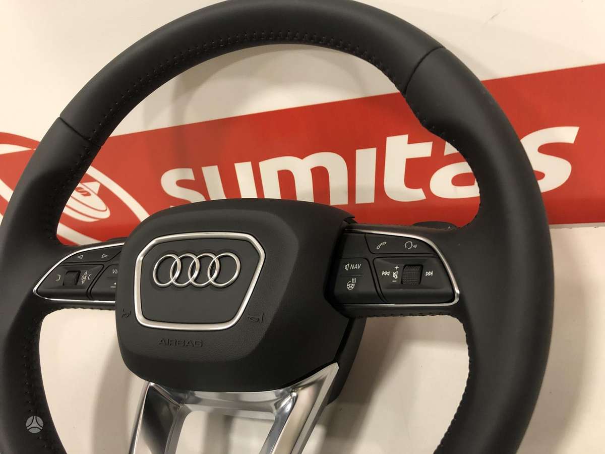 Audi Q5 panelė, oro pagalvės, saugos diržai