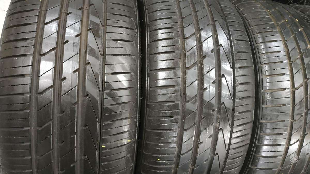 Hankook, летние 235/50 R19