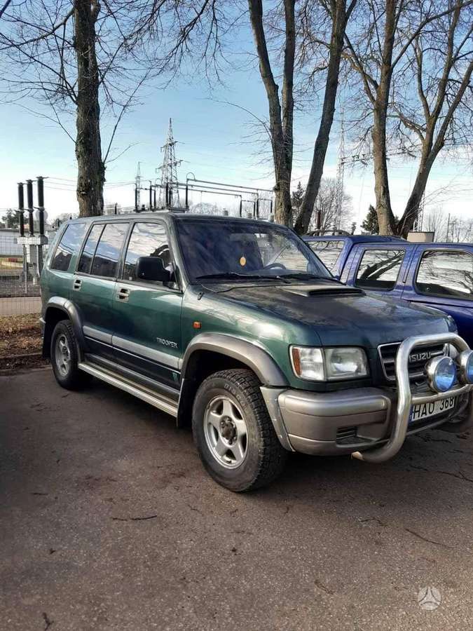 Isuzu Trooper Autopublic org dalys internetu