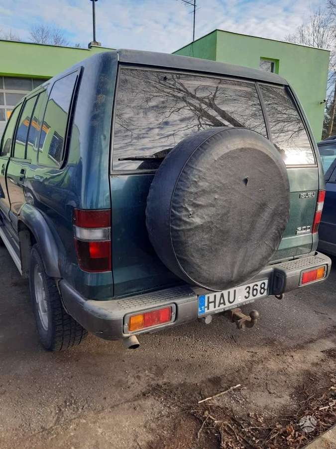 Isuzu Trooper Autopublic org dalys internetu