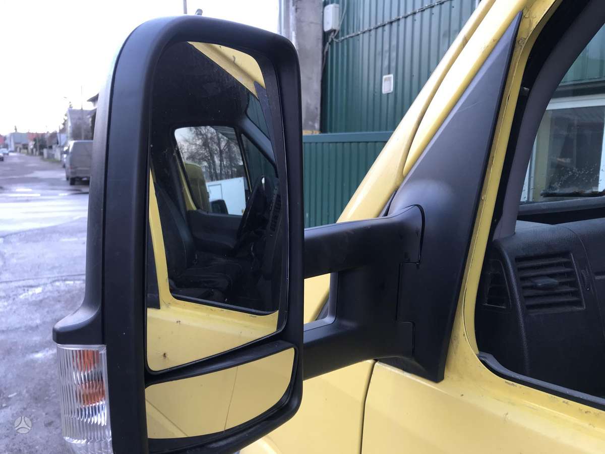Volkswagen CRAFTER, preču