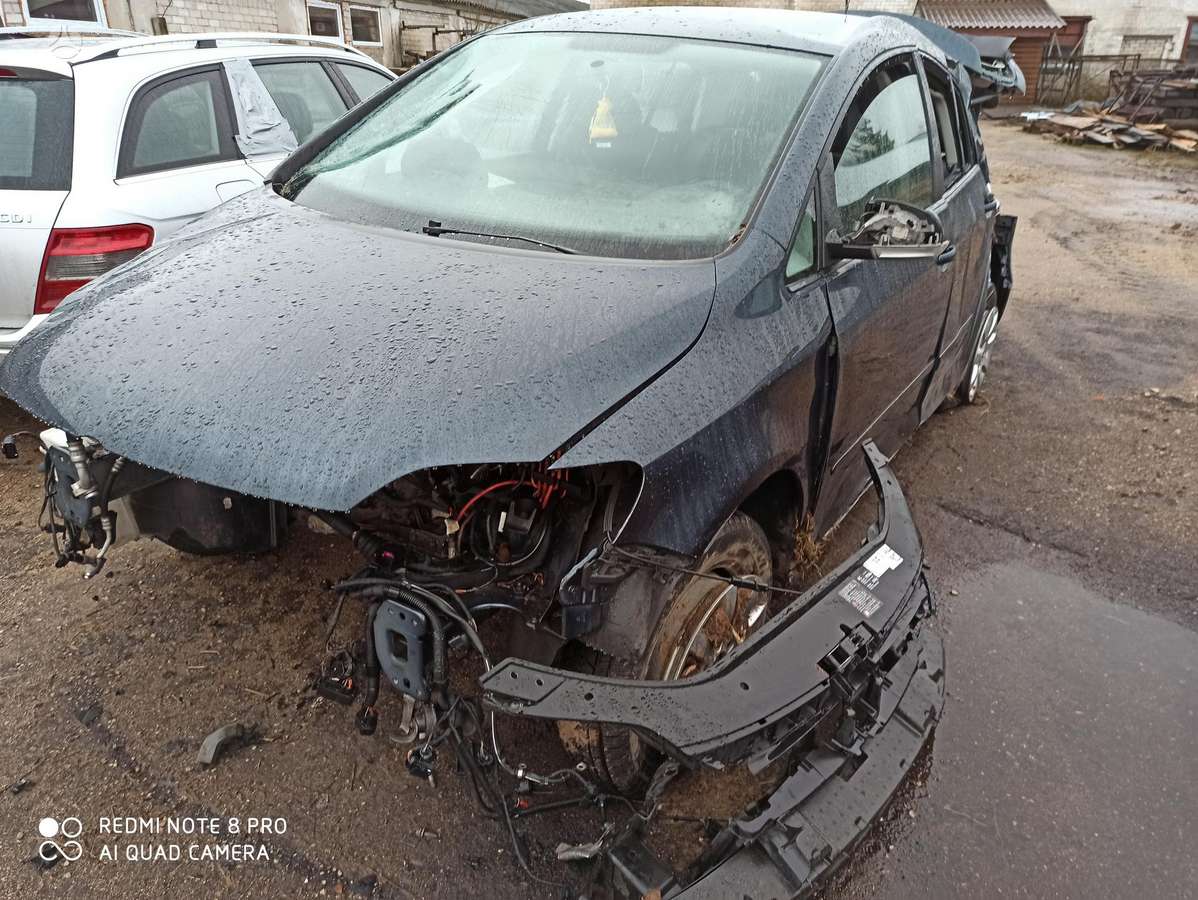 Volkswagen Golf Plus по частям