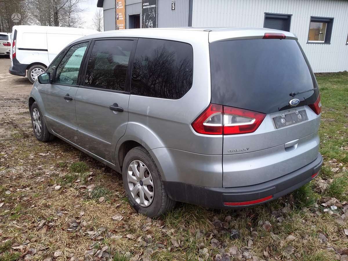 Ford Galaxy dalimis. Anglas dalimis