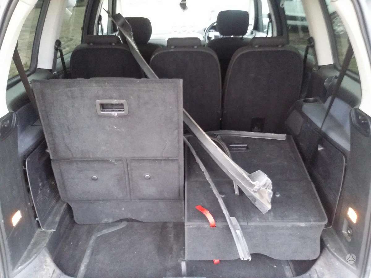 Ford Galaxy по частям. Anglas dalimis