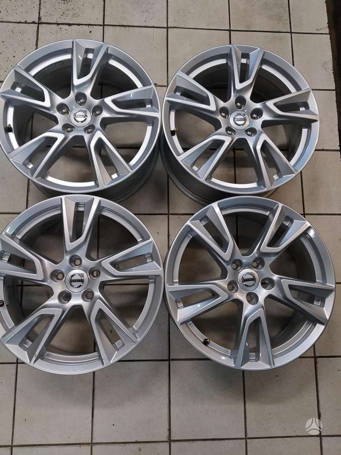 Volvo, light alloy, R18