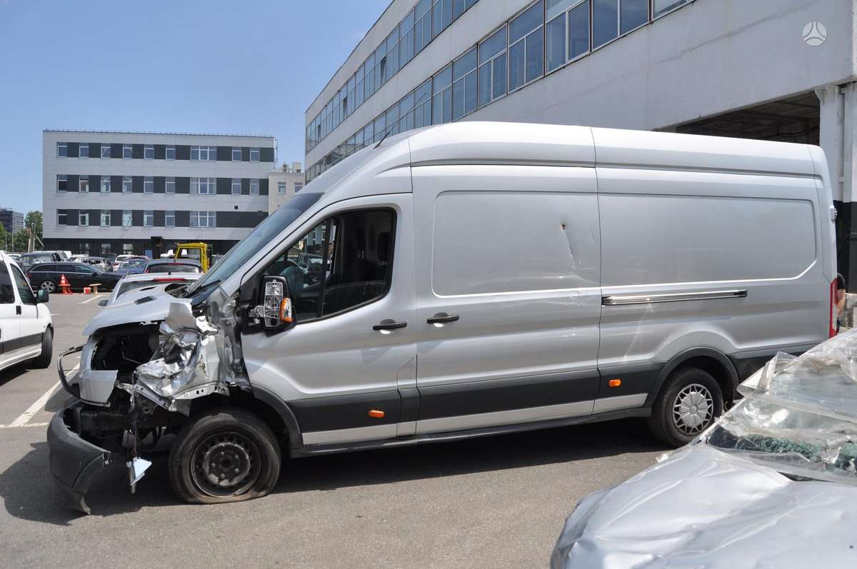 Ford Transit, preču