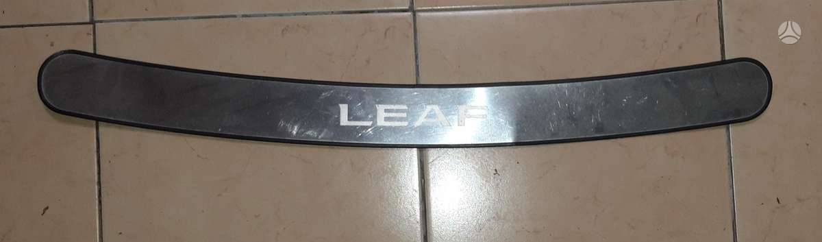 Nissan Leaf kėbulo dalys