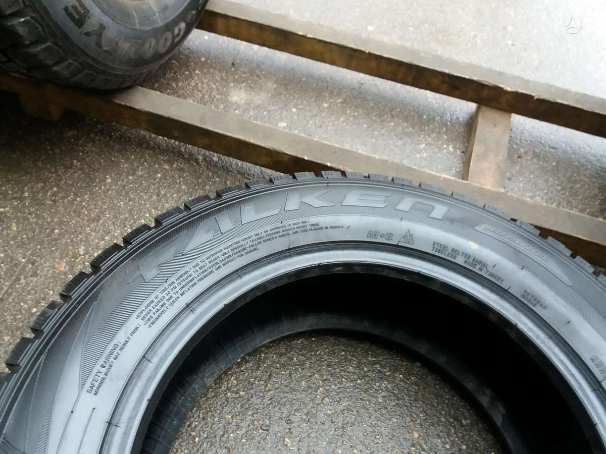 Falken 8mm, winter 215/65 R16