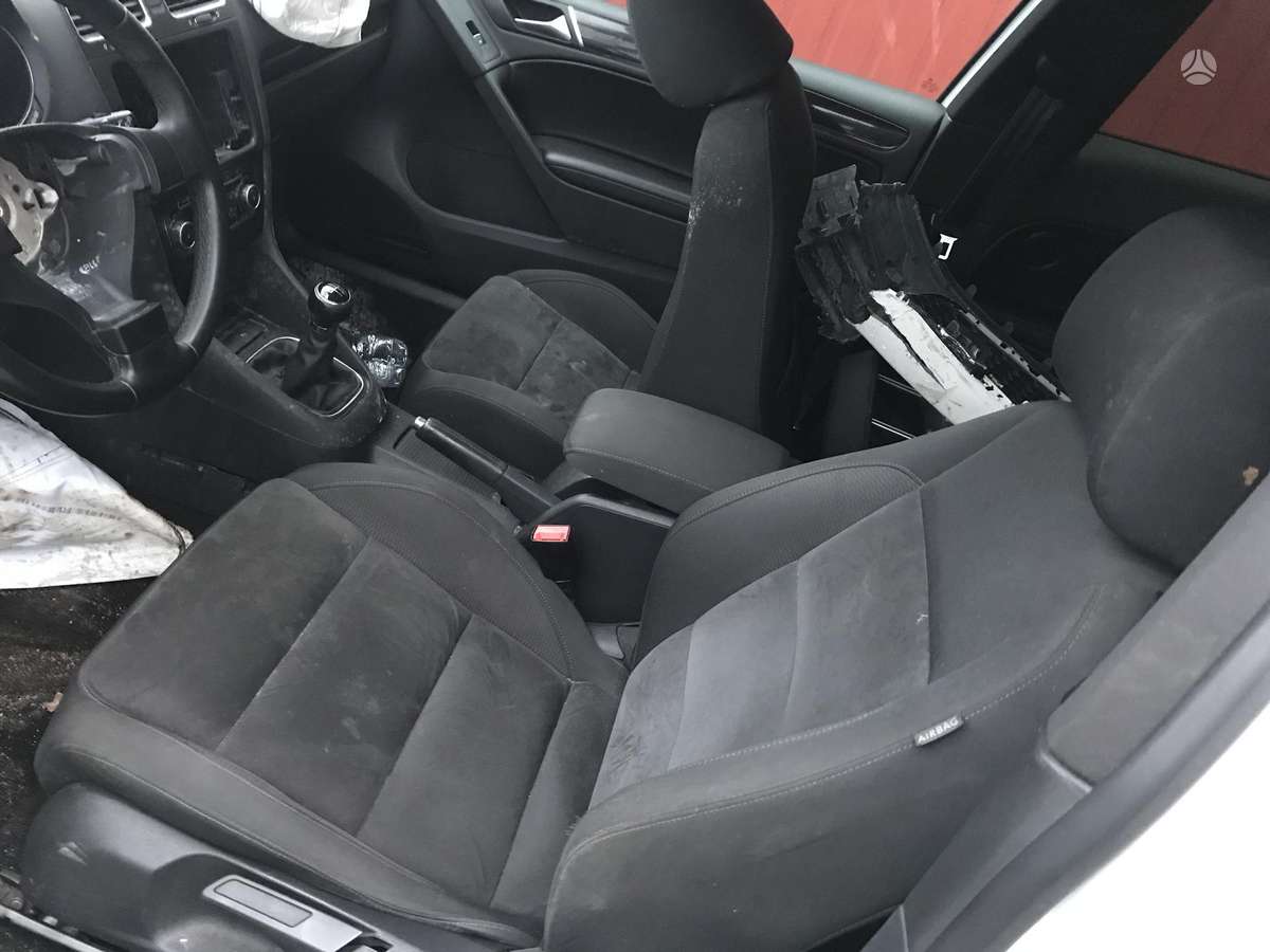 Volkswagen Golf for parts