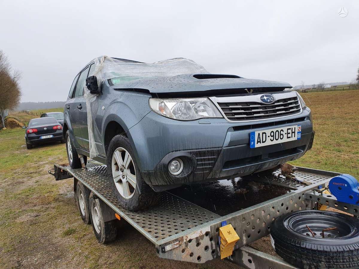 Subaru Forester по частям