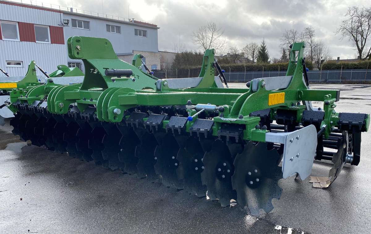 TOLMET ASTAT 400, scrapers, scrubbers