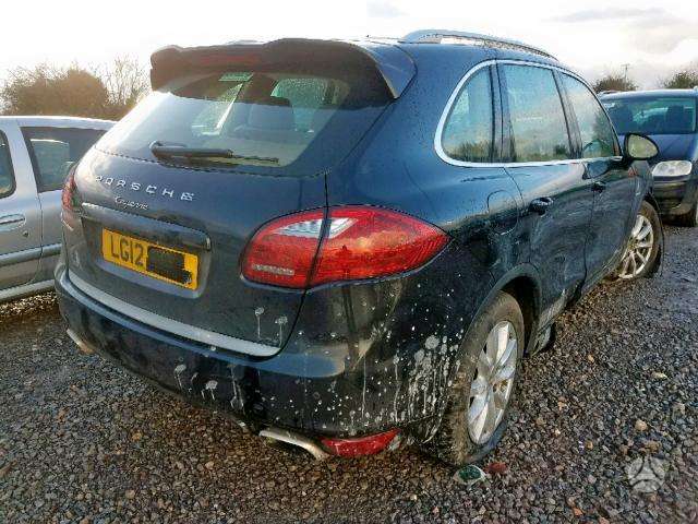 Porsche Cayenne dalimis