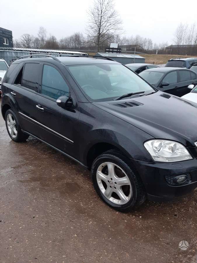 Mercedes-Benz ML klasė детали двигателя
