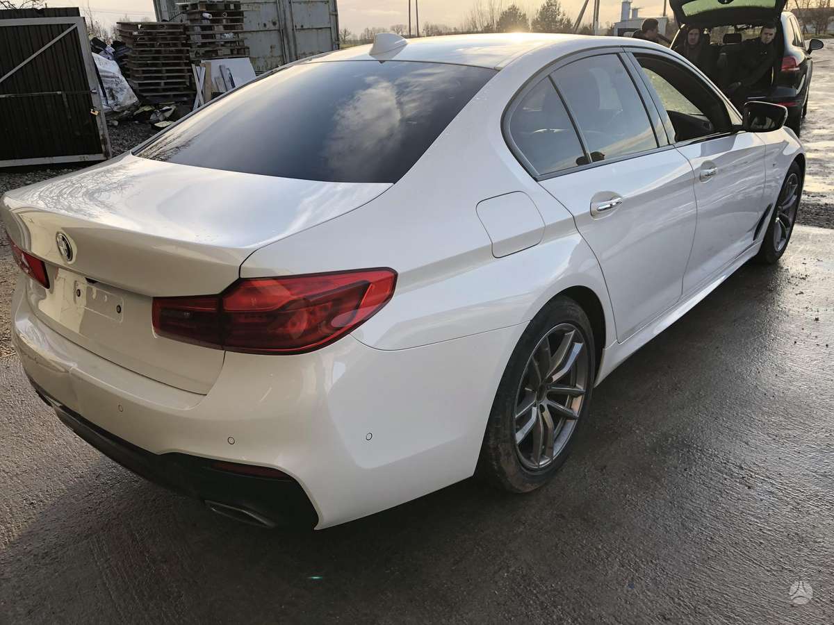 BMW 5 serija M paket