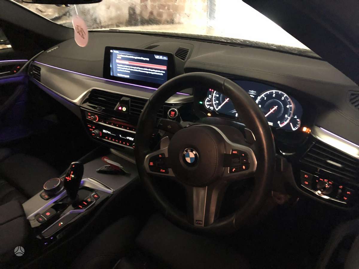 BMW 5 serija M paket