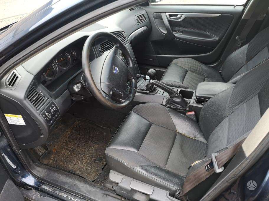 Volvo V70 dalimis