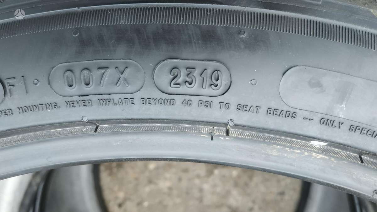 Michelin, universalios 315/30 R21