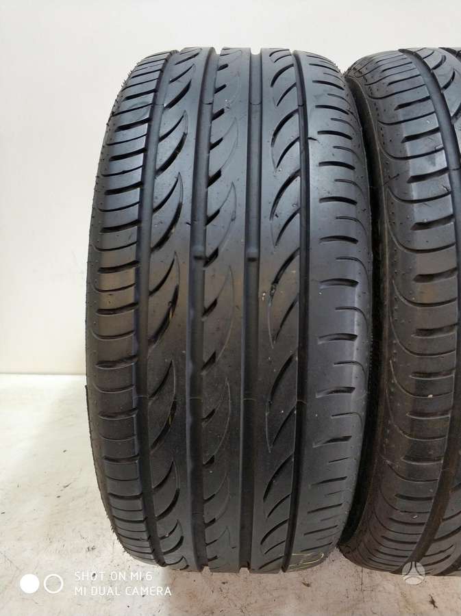 Pirelli P-Zero Nero GT, vasarinės 235/40 R19