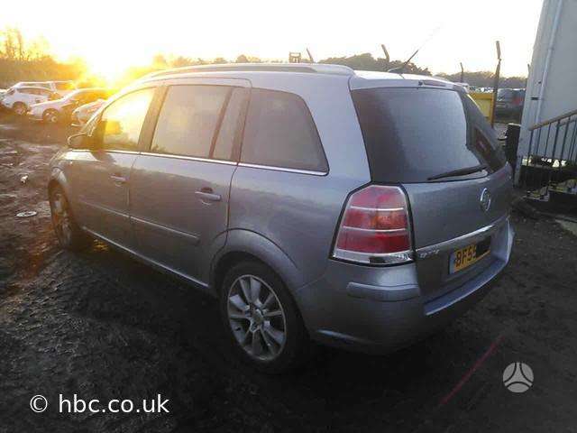 Opel Zafira детали кузова