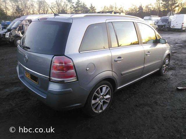 Opel Zafira детали кузова