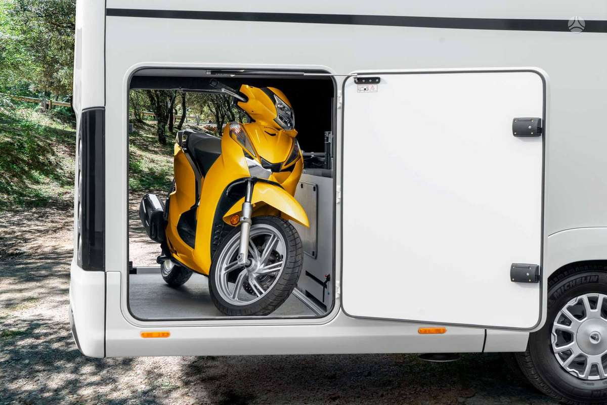 Morelo Grand Empire 120 GSO, campers