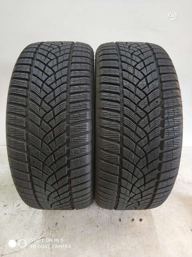 Goodyear Ultra Grip Performance  98%, winter 225/40 R18