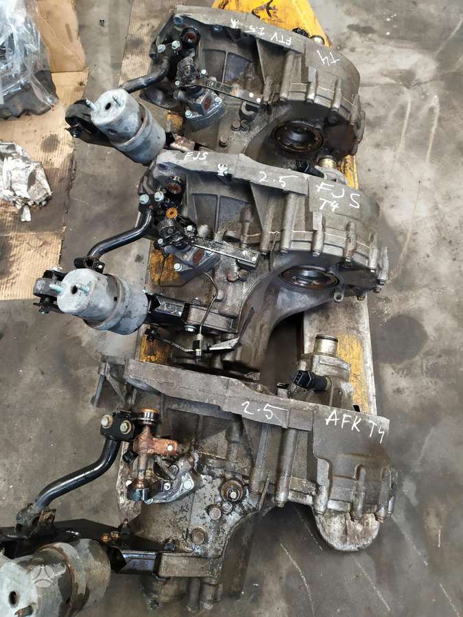 Volkswagen Transporter, preču
