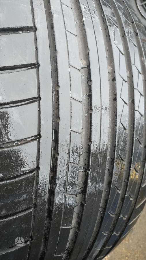 Dunlop, vasarinės 275/35 R21
