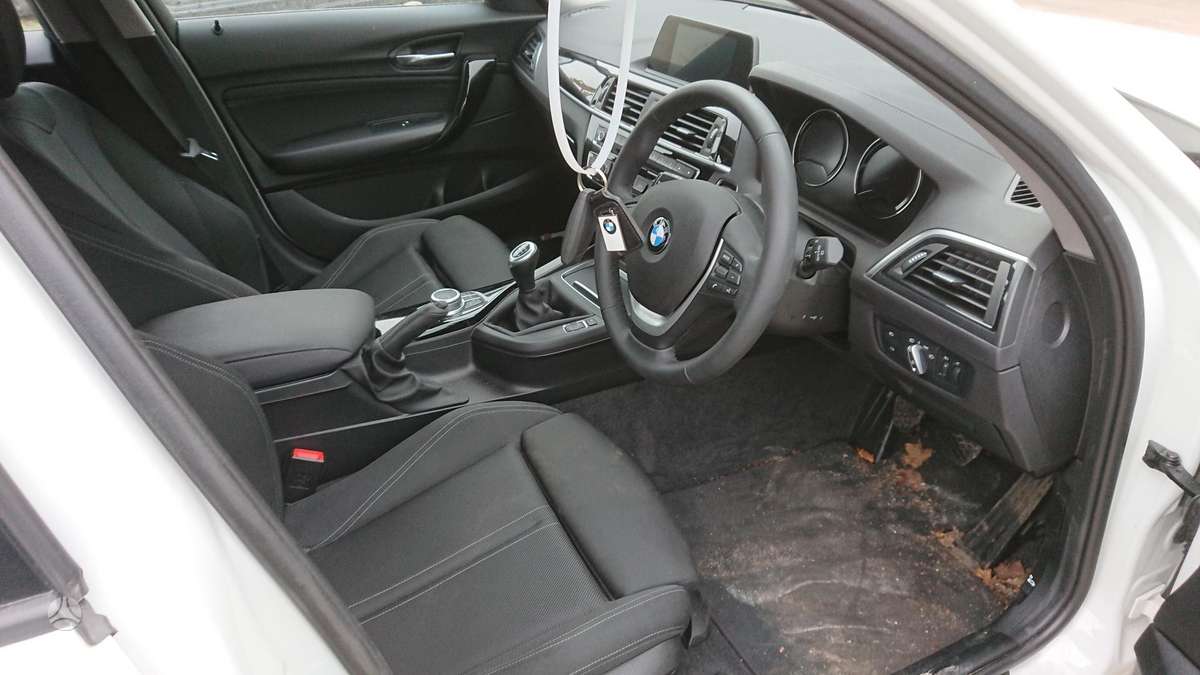 BMW 118