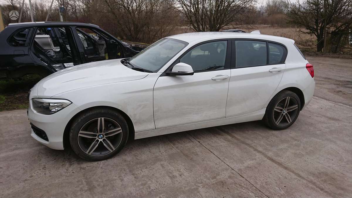 BMW 118