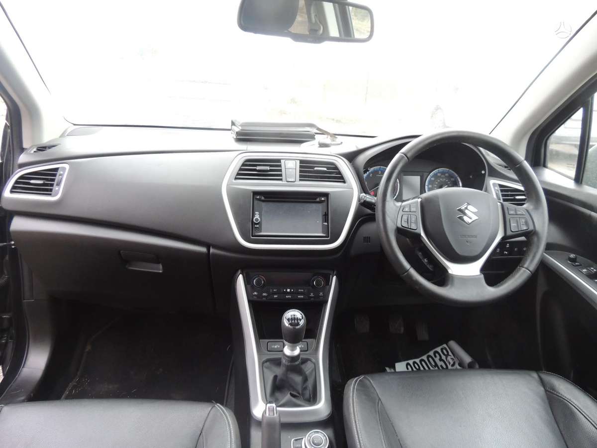 Suzuki SX4 S-Cross Google maps autokapseta basic waze autokapseta basic