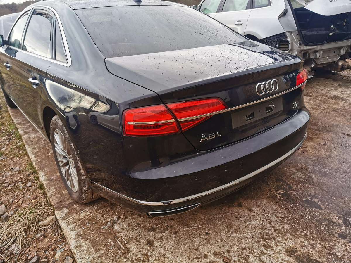 Audi A8 for parts