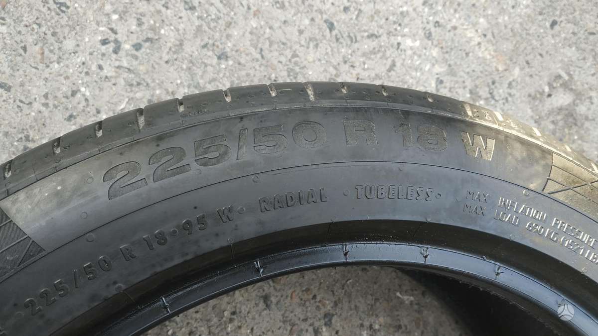 Continental, летние 225/50 R18