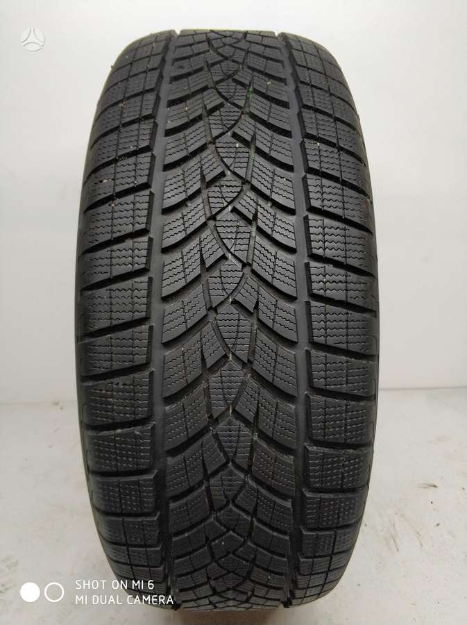 Goodyear Ultra Grip Performance GEN1, winter 255/55 R19
