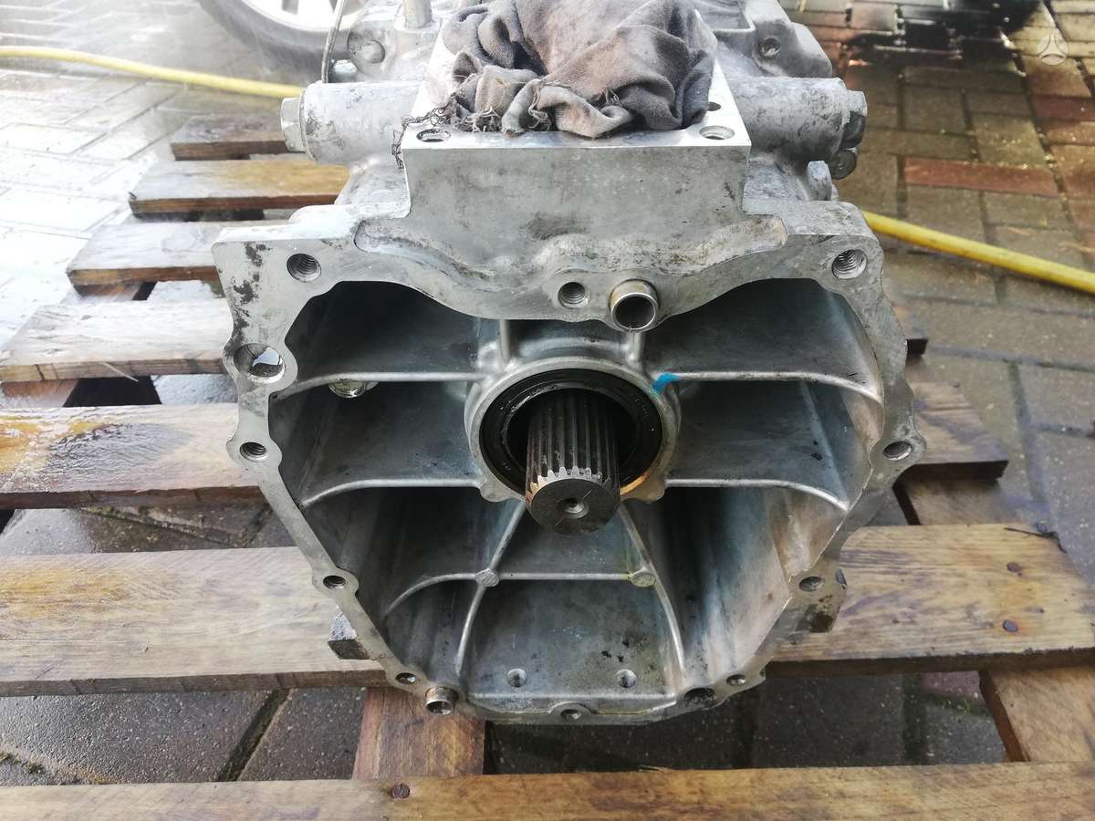 Suzuki Grand Vitara gearbox