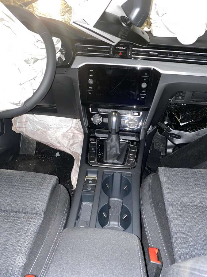 Volkswagen Passat for parts