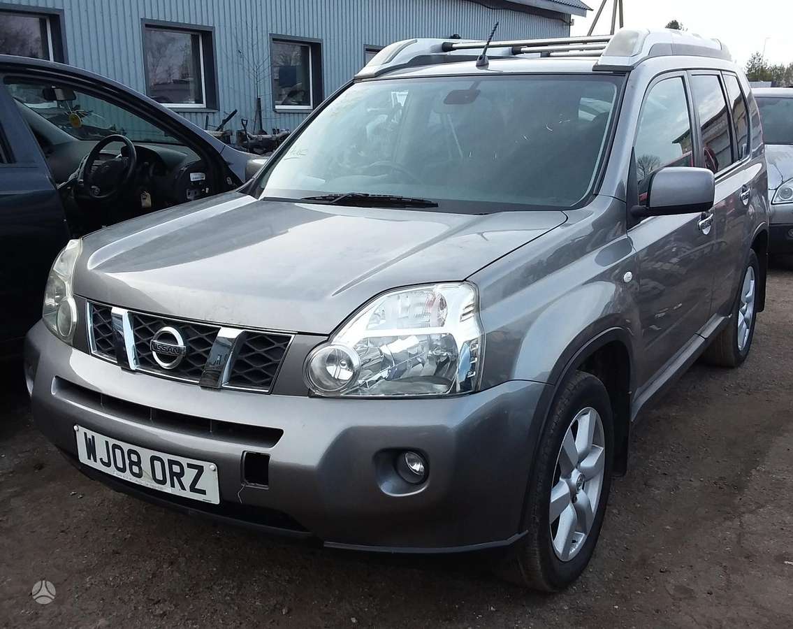 Nissan X-Trail for parts