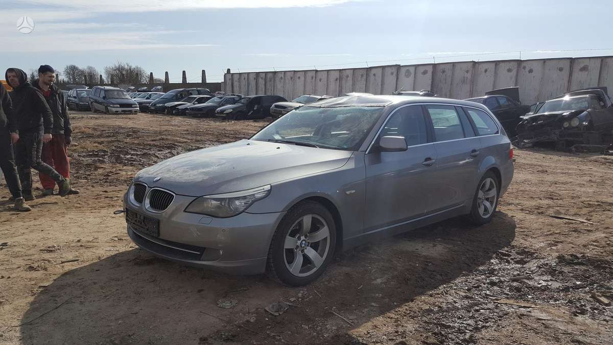 BMW 530