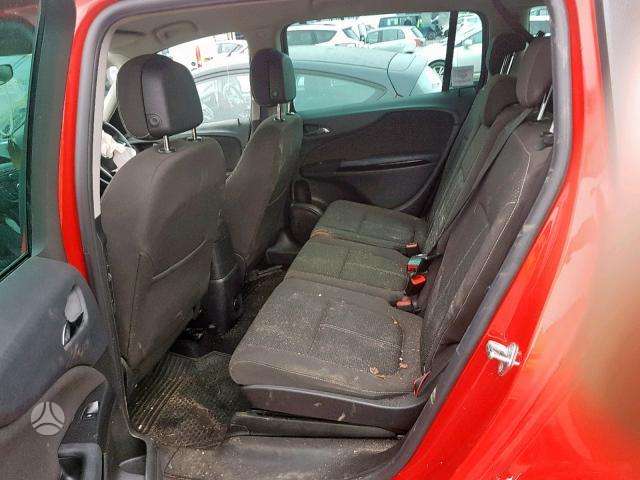 Opel Zafira Tourer по частям