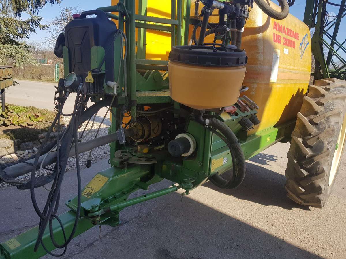 Amazone UG 3000, sprayers