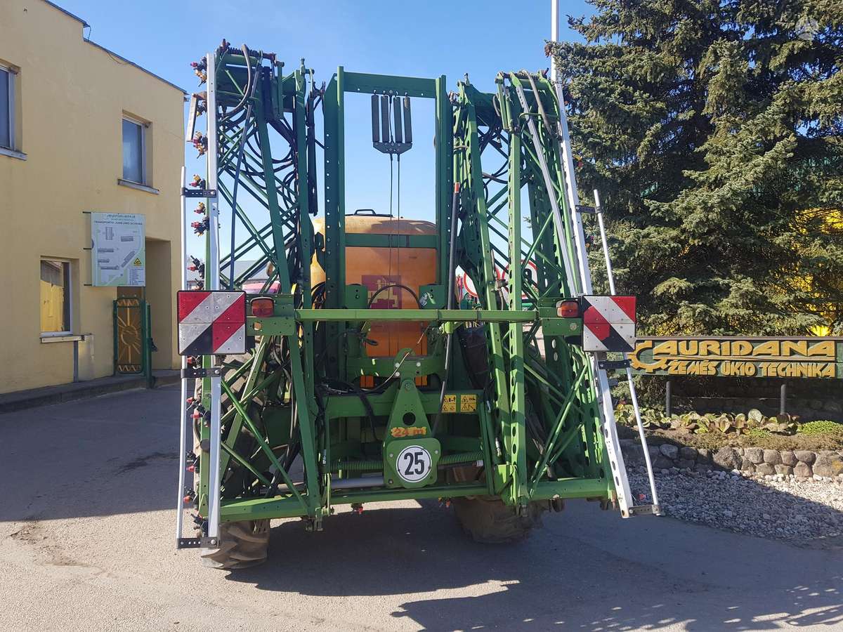Amazone UG 3000, purkštuvai