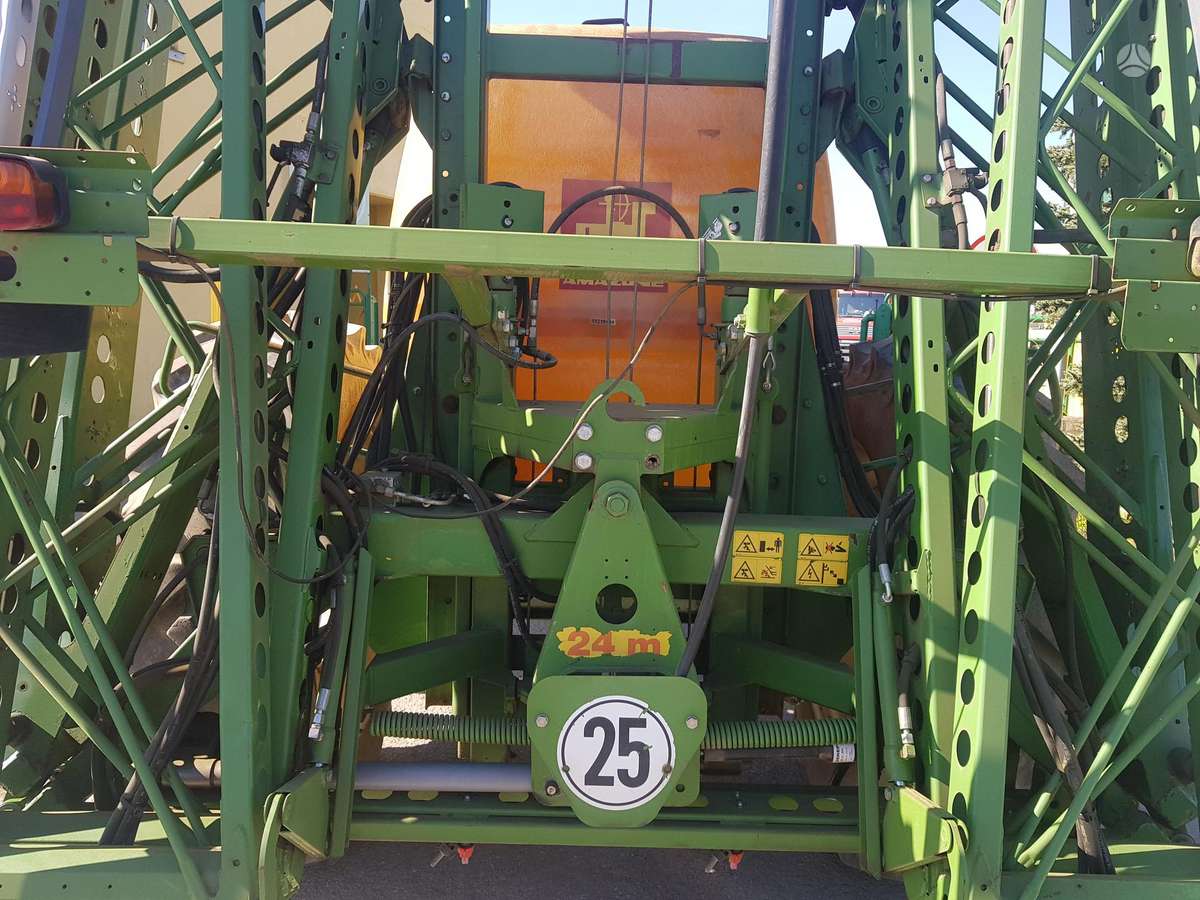 Amazone UG 3000, sprayers