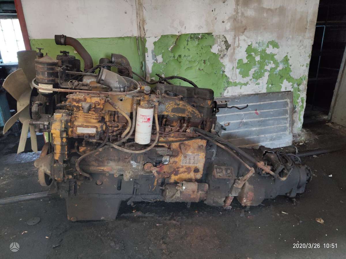 Caterpillar 00, trucks