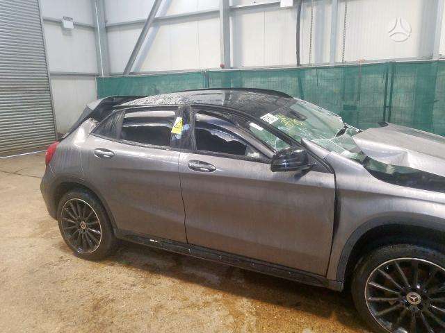 Mercedes-Benz GLA250