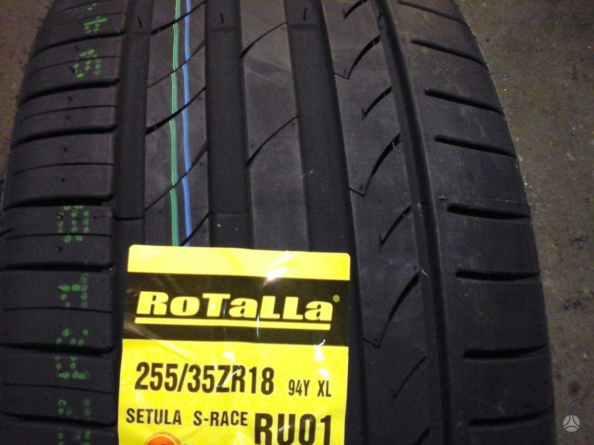 Pirelli, vasaras 255/35 R18