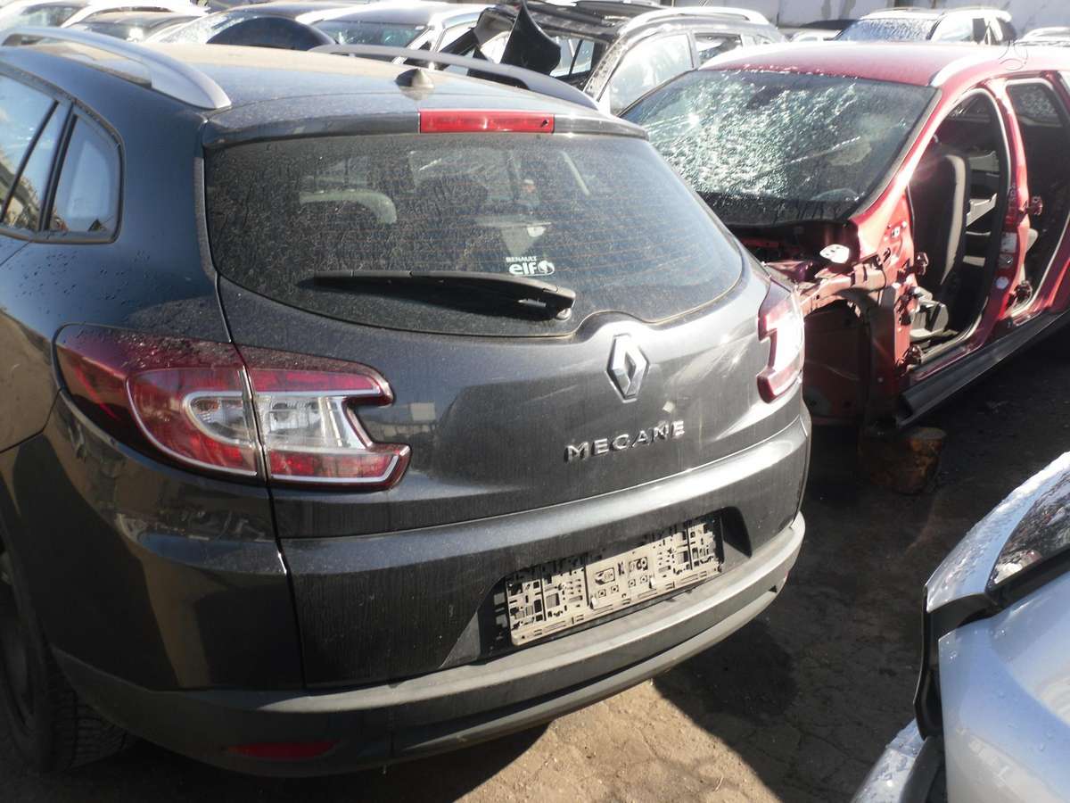 Renault Megane по частям