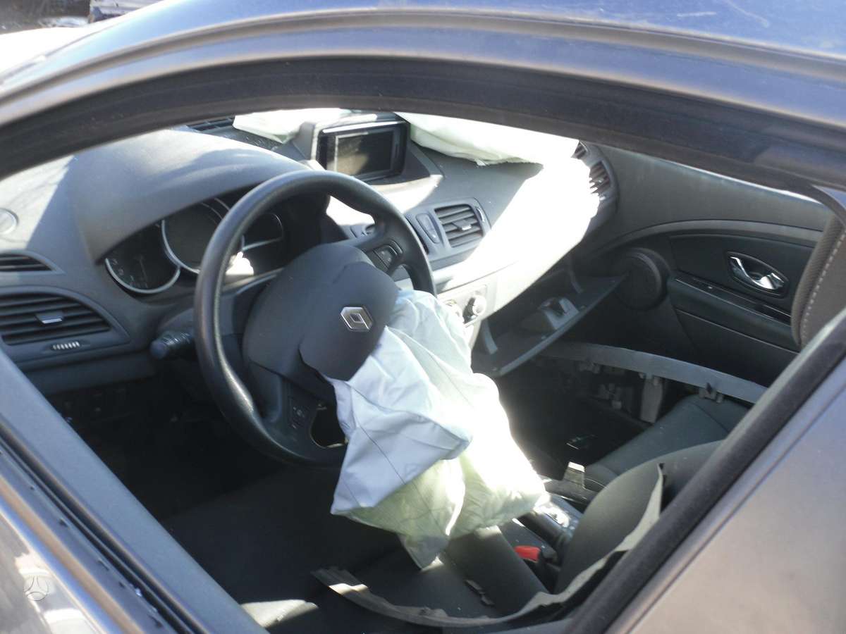 Renault Megane for parts