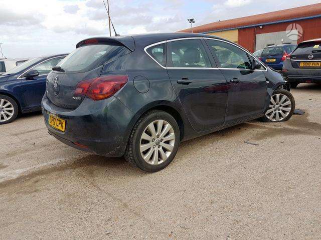 Opel Astra по частям